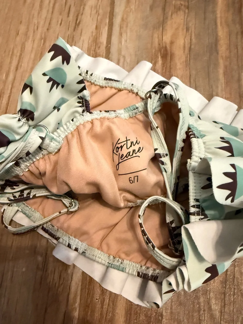 Kornti Jeane Mint Bowls Mini Oversized Ruffle Top